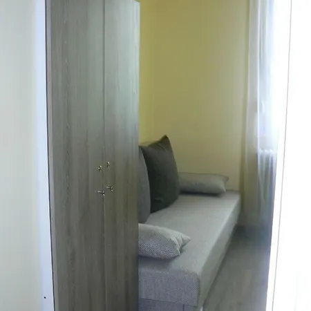 Jázmin Apartman Apartmán Pápa